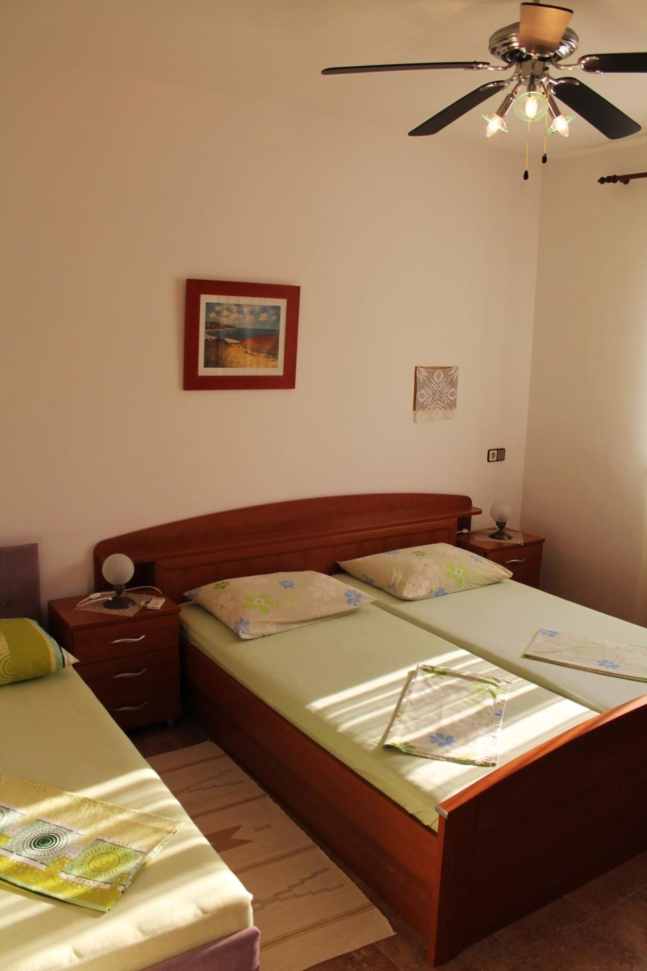 Apartments And Rooms Villa Mir Zaton  Bagian luar foto