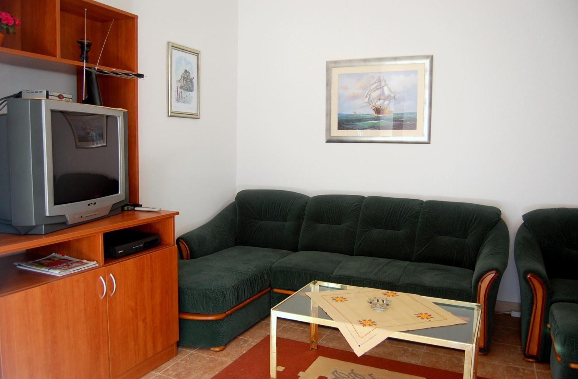 Apartments And Rooms Villa Mir Zaton  Ruang foto